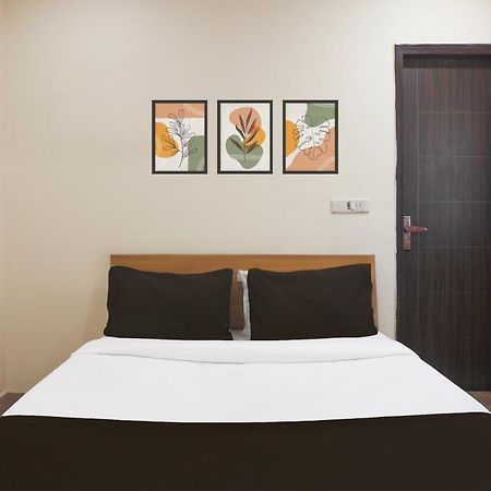 Super Hotel O S J Residency Delhi  Dış mekan fotoğraf