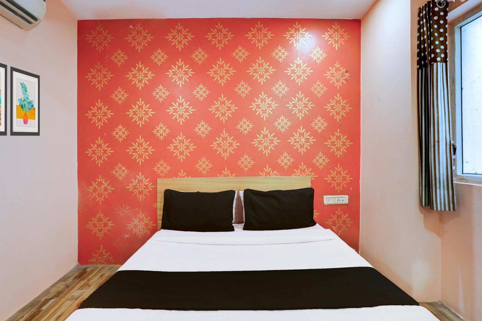 Super Hotel O S J Residency Delhi  Dış mekan fotoğraf