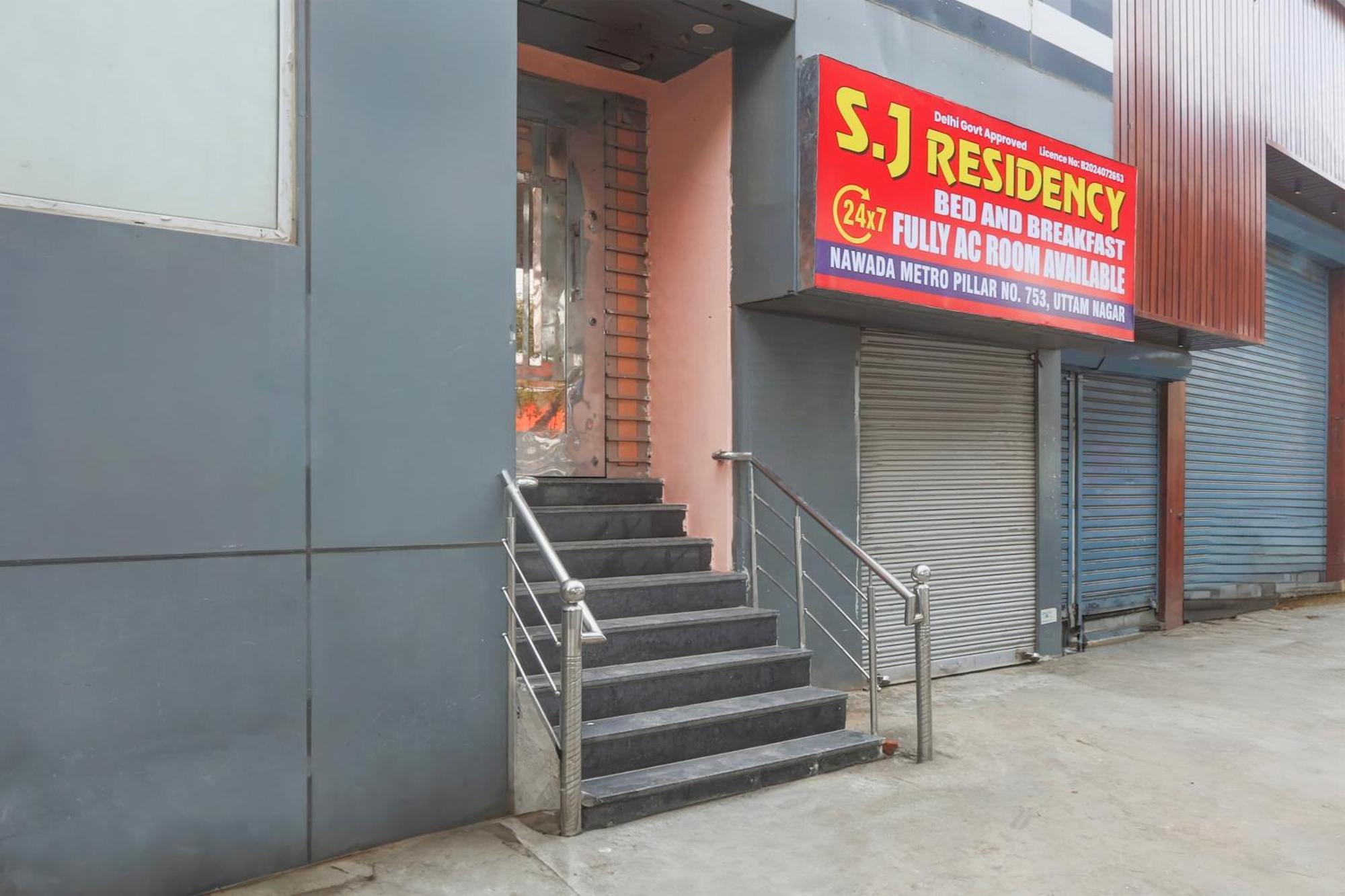 Super Hotel O S J Residency Delhi  Dış mekan fotoğraf